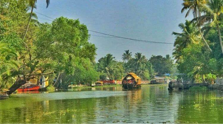 Punnamada Lake